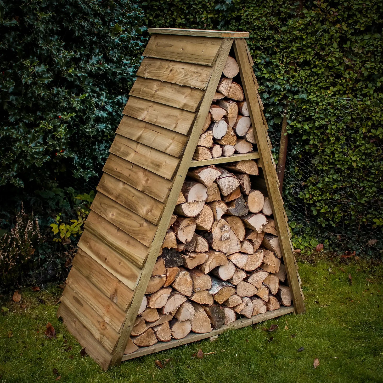 Pinacle Log Store – Seasoned Logs Surrey